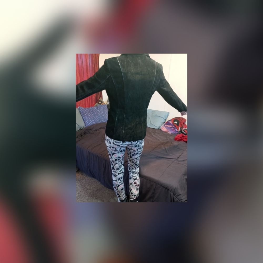 Jacket - Picture 3 of 4